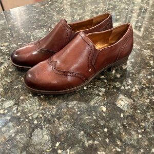 Naturalizer Brown Leather Loafers